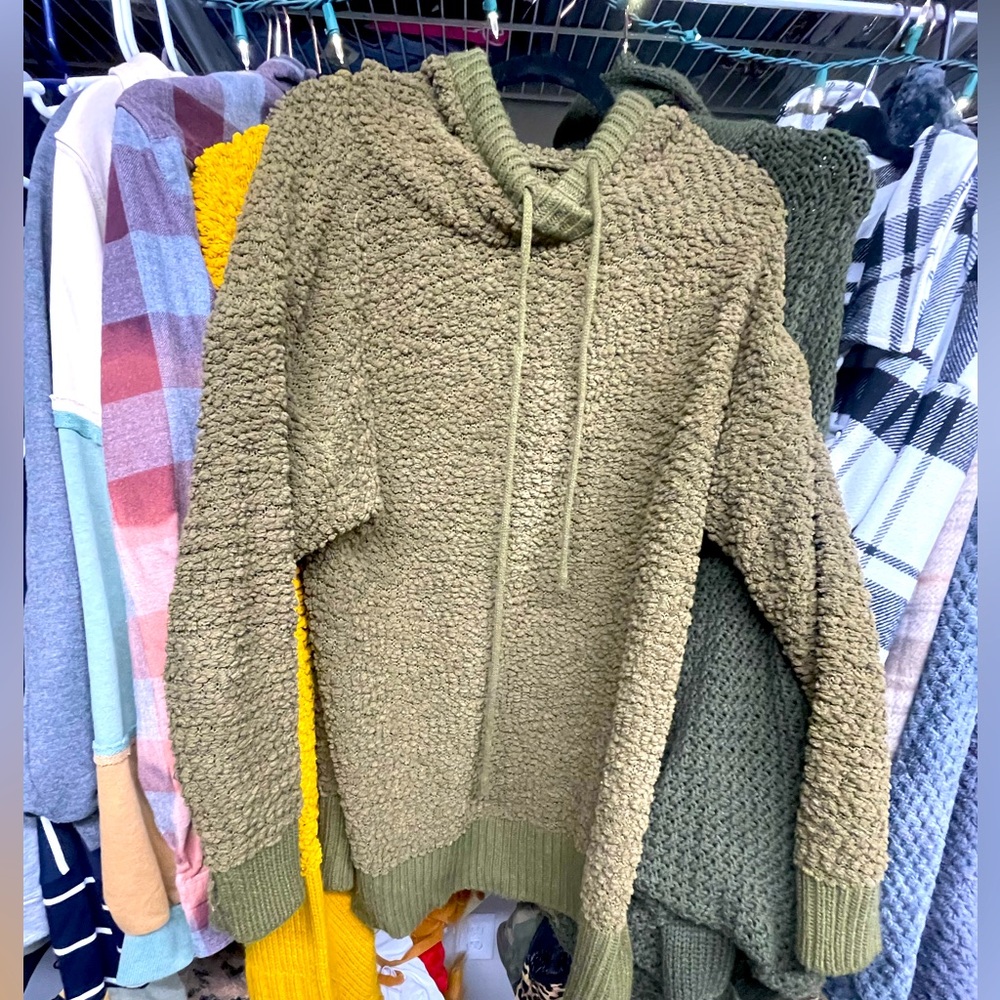 Hooded sweater